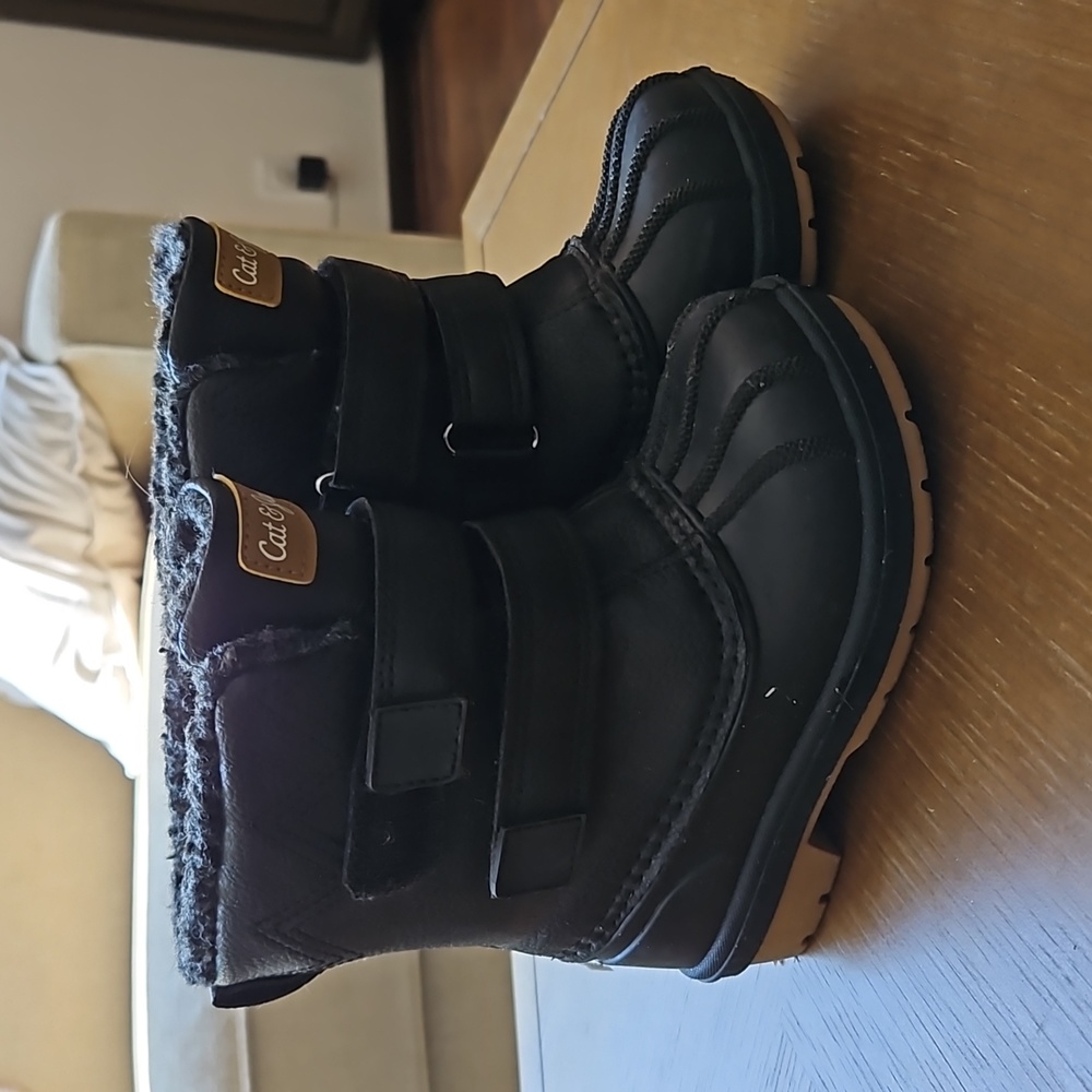 Boys Cat and Jack winger boots 8